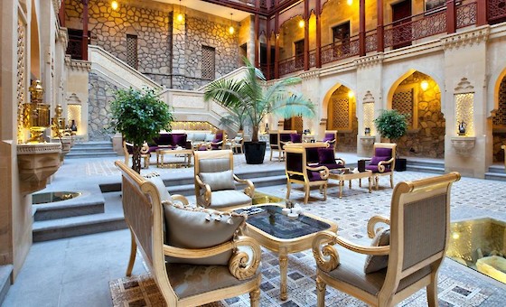 Shah Palace Hotel